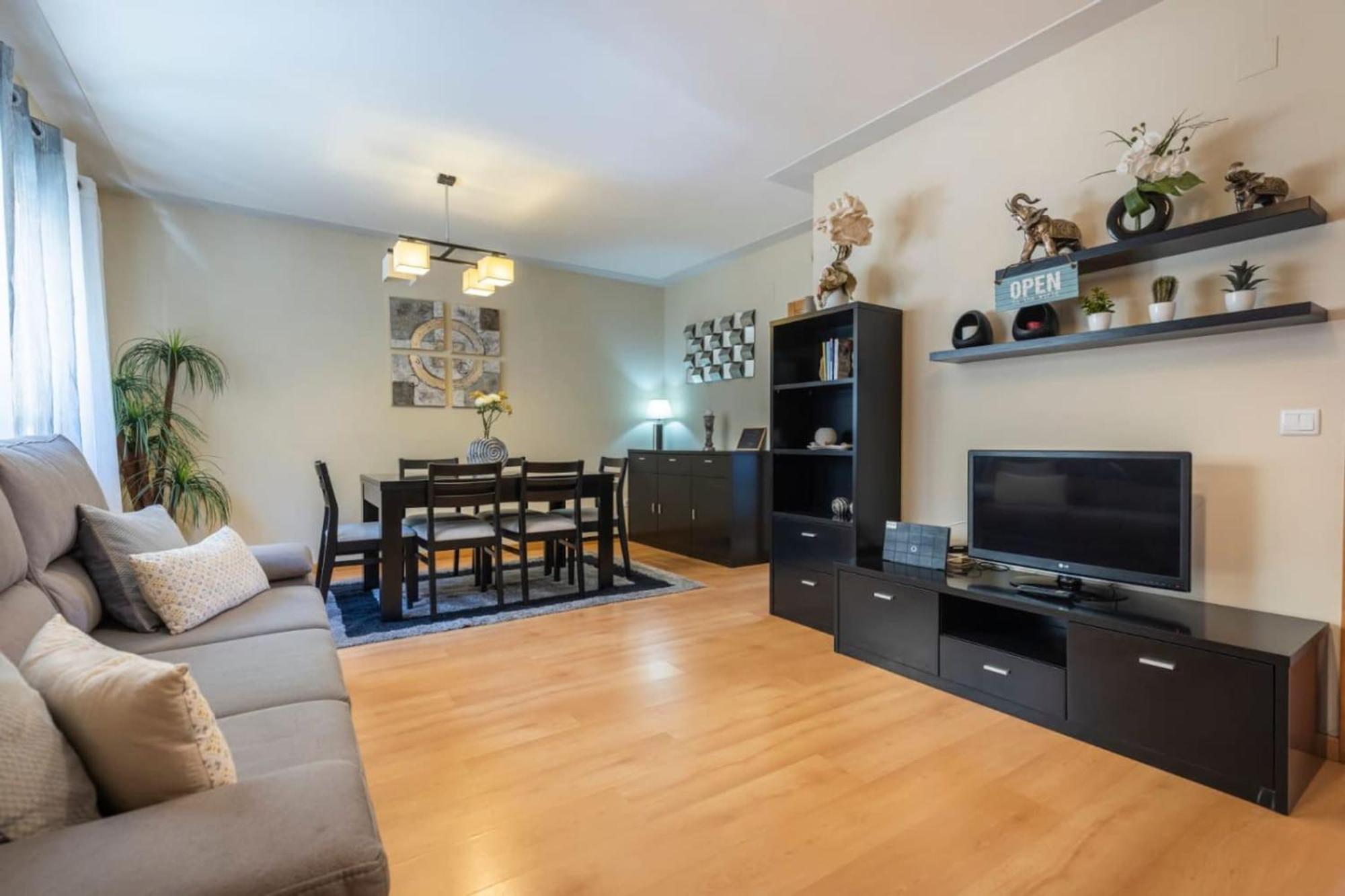 Apartment T2 *